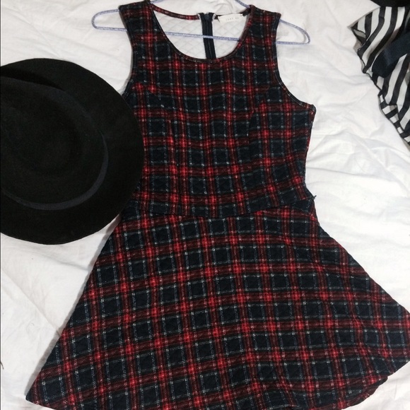 🚫SOLD🚫Plaid romper dress - Picture 1 of 1