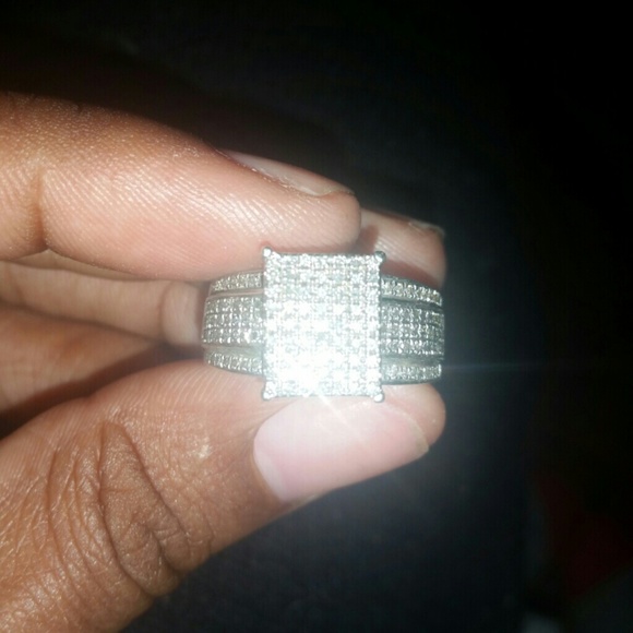 Diamond ring
