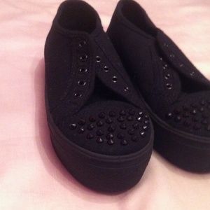 creepers, black studded toes