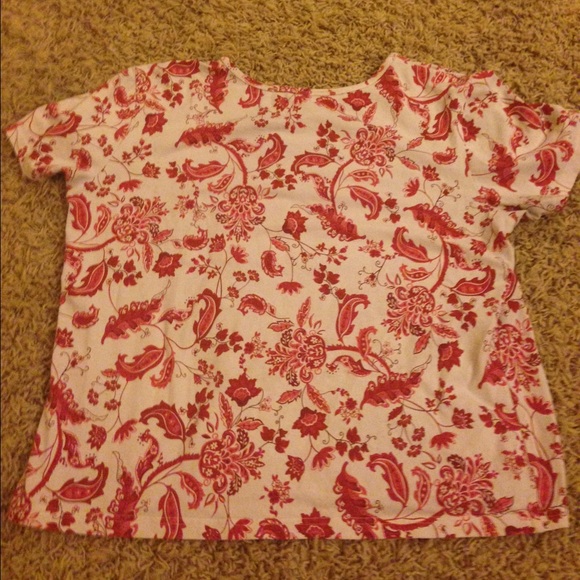 Floral tshirt