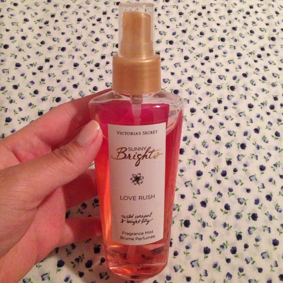 Victoria's Secret fragrance mist