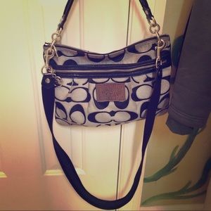 Coach purse crossbody poppy style