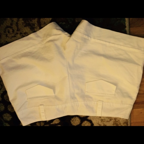 White dress shorts. Bundle with the Black pair! - Picture 2 of 2