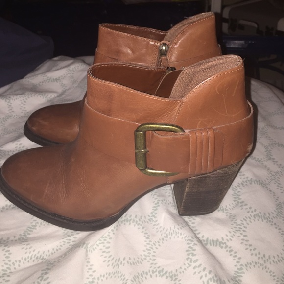 Size 9 Steven Madden boots