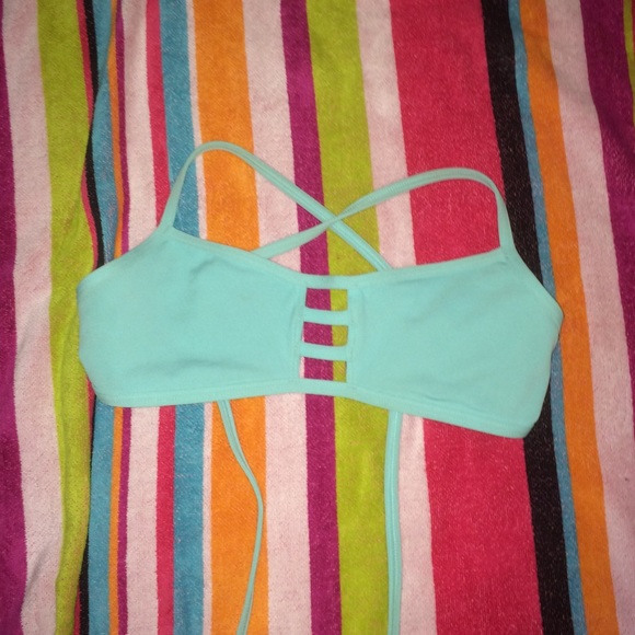 Jolyn - misfit top