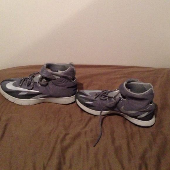Nike Hyperrev