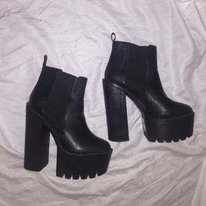 Public desire Alegra boots sz 7