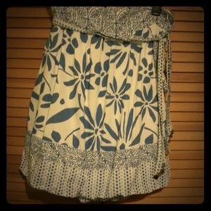 *best offer* Blue and white flowered bubble skirt