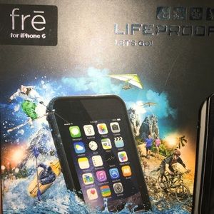 black lifeproof case for iPhone 6.