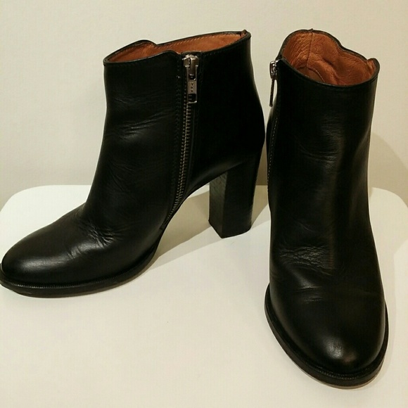 [SOLD IN BUNDLE] Madewell Reid Boots - Picture 3 of 4
