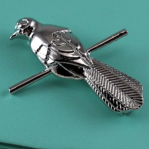 Mocking Bird Brooch - Picture 3 of 4