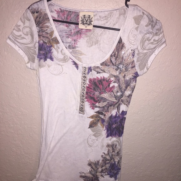 Miss Me Beaded Floral V Neck Tee
