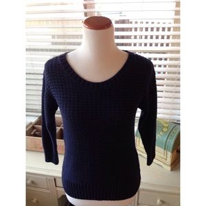 💫 GAP Classic Crewneck Sweater