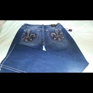 reserved! Nwt Miss Me sz 32 jeans