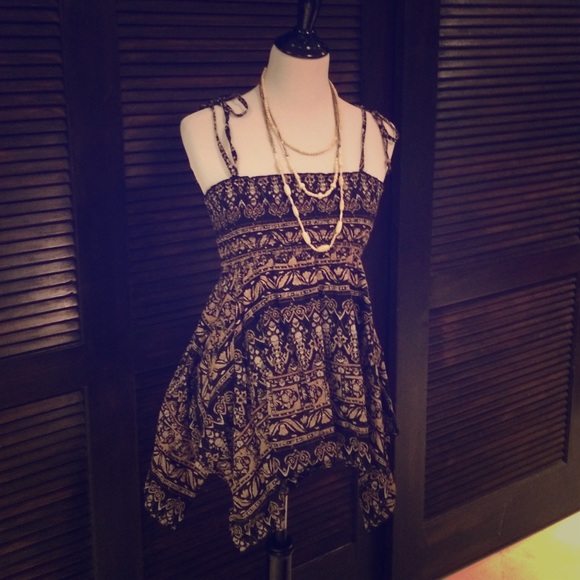 Tribal Print Tank w/Tie Straps & Asymmetrical Hem