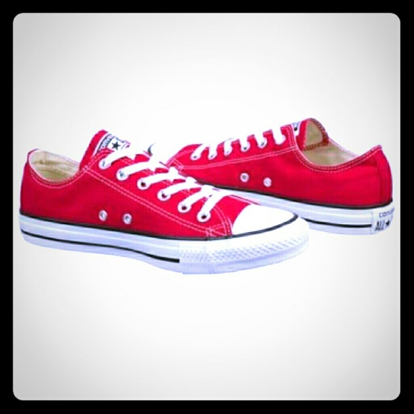 Converse new size 6 women.