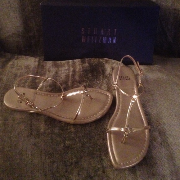 Stuart Weitzman pale gold sandals