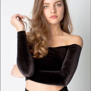 AA Black Long Sleeve Velvet Off-Shoulder Top