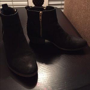 Steve Madden nyrvana leather ankle boots