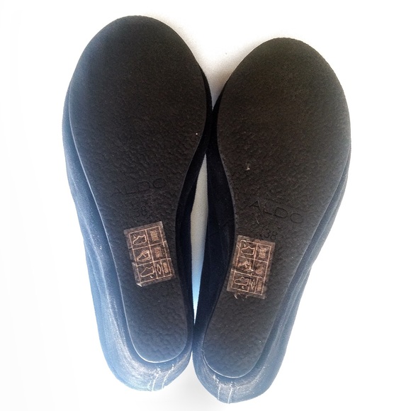 Aldo Black Suede Wedges - Picture 2 of 3