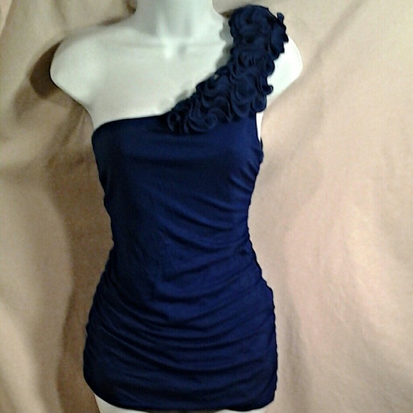 One shoulder ruffled top