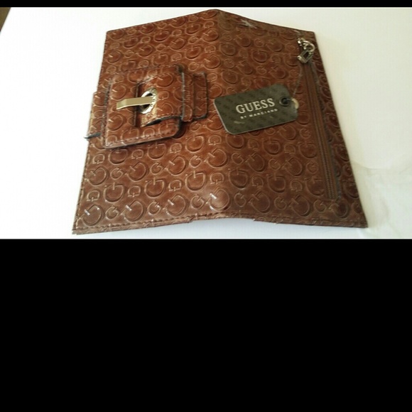 GUESS Wallet - Picture 3 of 3
