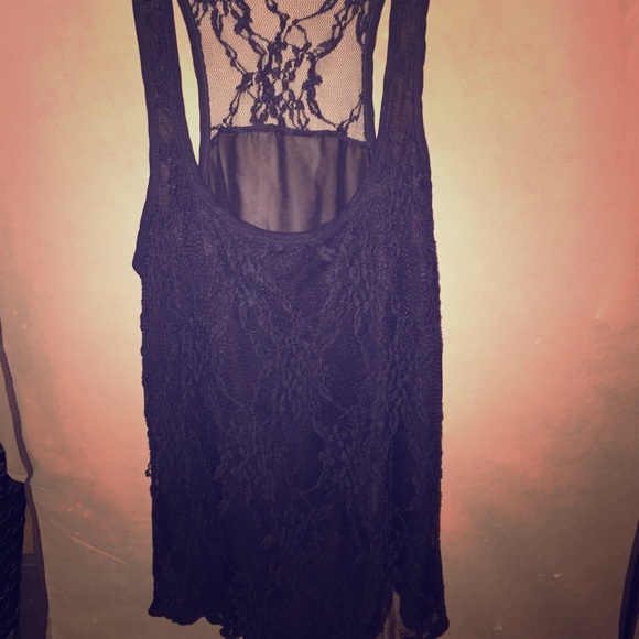 Black lace tank top - Picture 1 of 3