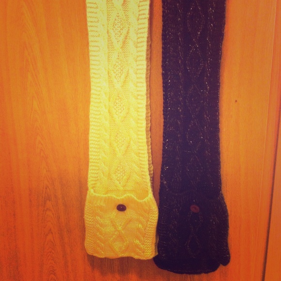 Black and White pocket-scarf bundle