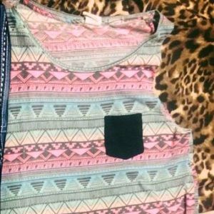 VS XS Tank fits bigger up to a medium