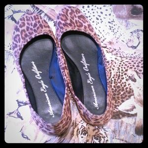 American eagle cheetah flats