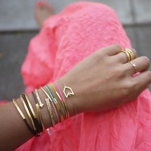 Gorjana Jewelry - Gorjana single arrow bracelet Gorjana Jewelry - Gorjana single arrow bracelet