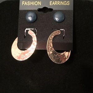 Vintage Pierced Fashion Earrings 2 Pair Blue Gold