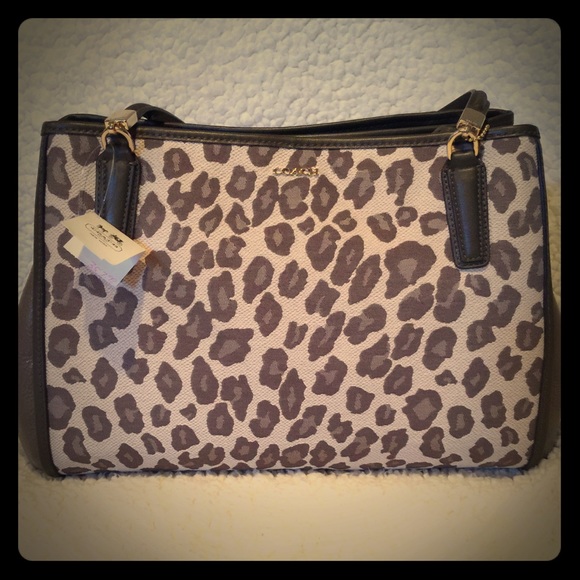 AUTHENTIC Coach Purse ❤️