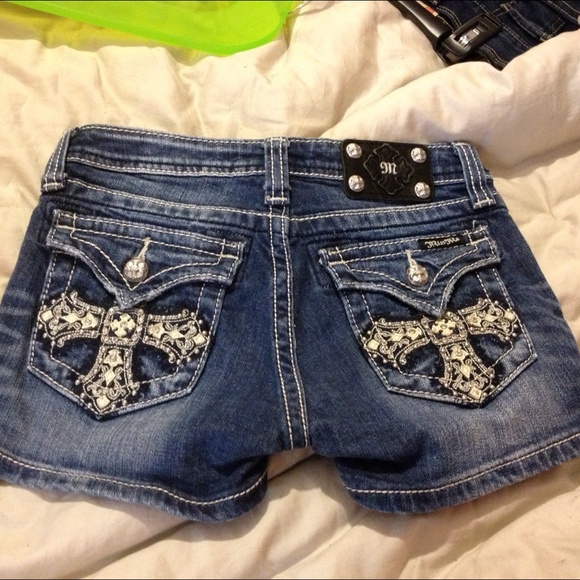 Girls Miss Me jean shorts, BARELY WORN!