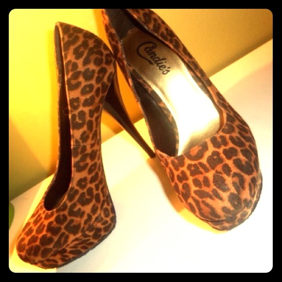 Heels - Picture 1 of 1