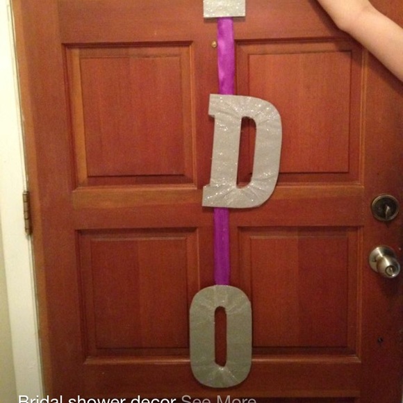 I do hanging sign bridal shower engagement party - Picture 2 of 3