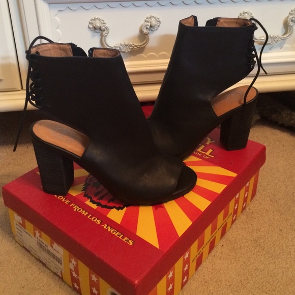 Jeffrey Campbell quincy heel