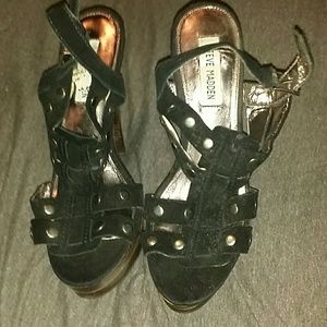 Steve Madden platform sandals