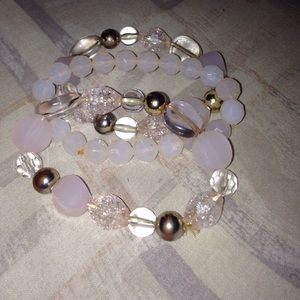 Pink and gold colored bracelets💞