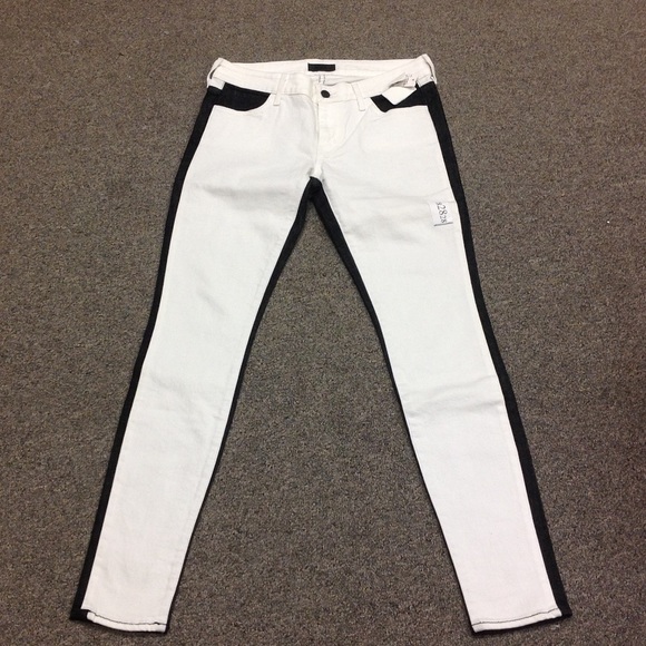 Koral, white/black colorblock