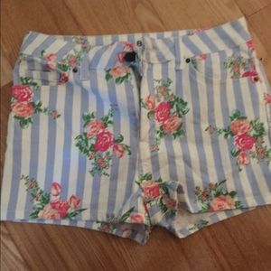 Floral high waisted shorts