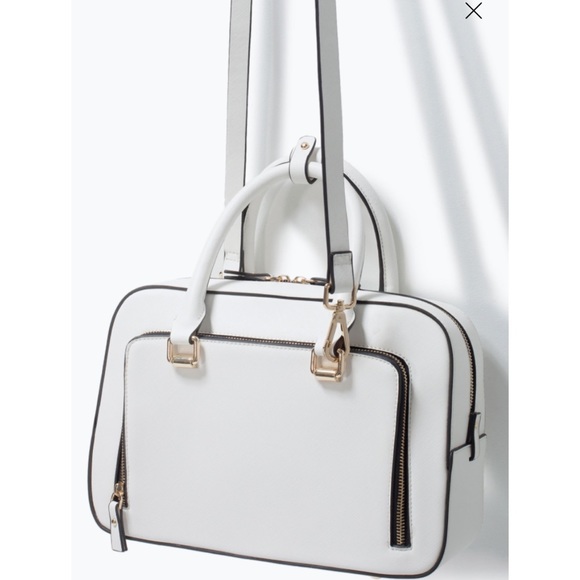 🚫SOLD🚫Zara Zip Pocket City Bag White with Gold - Picture 3 of 4