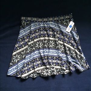 Gorgeous never been wore Pacsun skater skirt!!💙