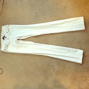 Whit jeans. Size 0