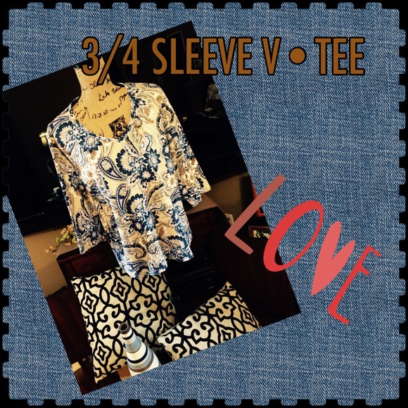 KAREN SCOTT 3/4 SLEEVE V•NECK TOP
