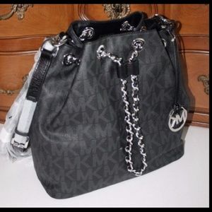 SOLD NWT MK FRANKIE LARGE PVC SOLD