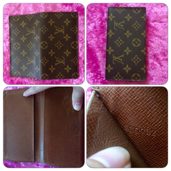 🔴SOLD🔴 LV checkbook holder