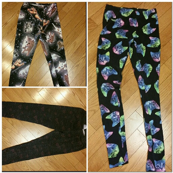 2 pairs!!! Printed leggings bundle!!!!
