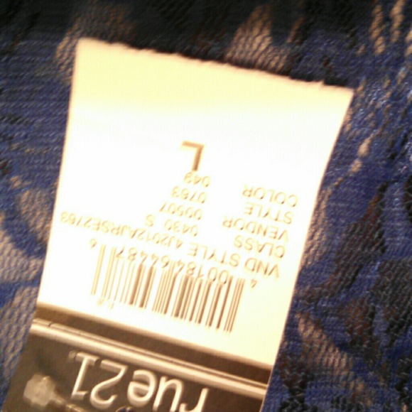 SOLD. NWT Rue 21 Anchor racer back Sz L - Picture 2 of 2