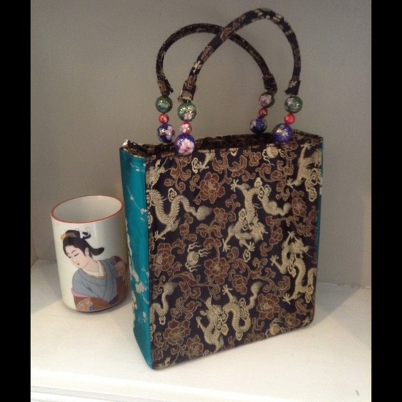 Chinois color block silk hand bag